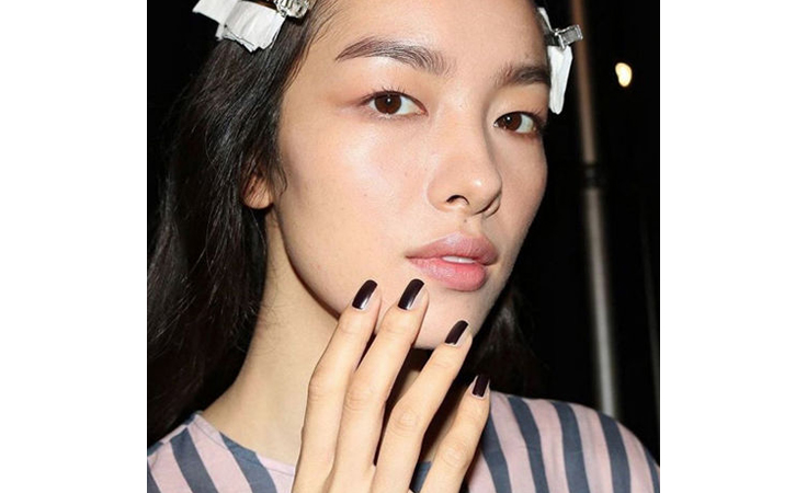 هل ستكون هذه صيحات المناكير لعام 2017؟