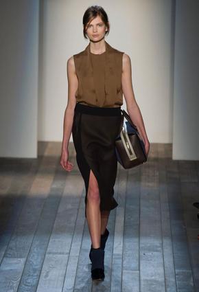 بالصور فيكتوريا بيكهام تبتكر موضة