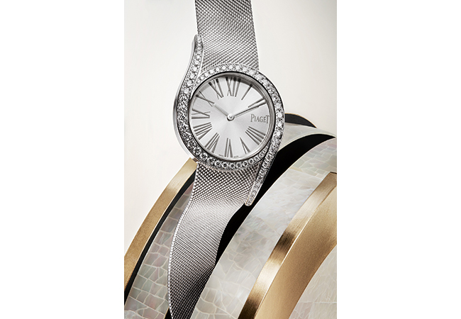 ناتالي طراد تستلهم من ساعات Gala من Piaget تصاميم حقائبها الجديدة نواعم