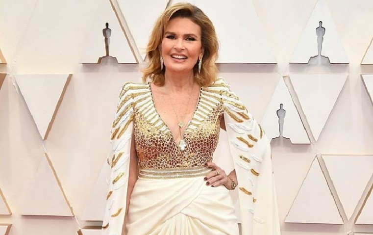 من هيفاء وهبي إلى دينا الشربيني..تَعَرِّفي إلى جميلات برج الحوت