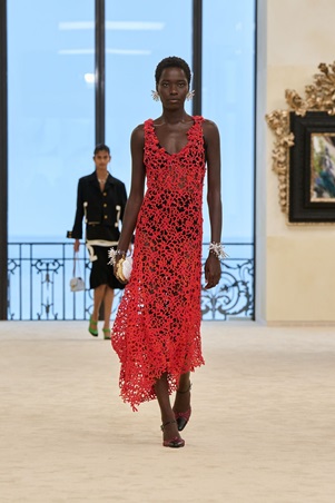 شانيل كروز 2027: عودة خفيفة إلى الجذور