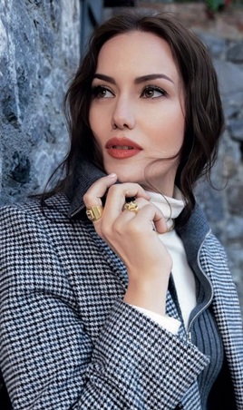 فهرية أفجن تسير على خطى سينام أونسال