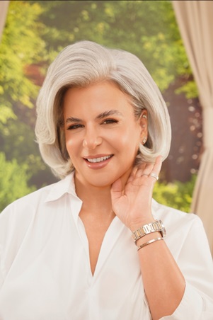 في عيد الأم… الجمال يبدأ حين تمنحين نفسك بعض الاهتمام