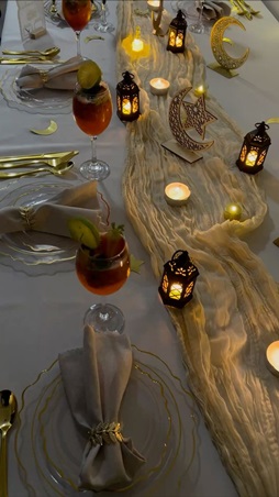 استوحي أفكار لديكورات مائدة رمضان.. لاستقبال فخم لضيوفك