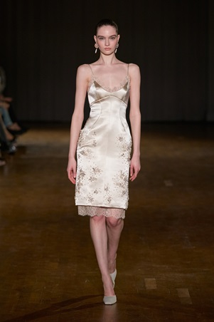 مجموعة جورج حبيقة تحتفي بأنوثة هادئة في باريس