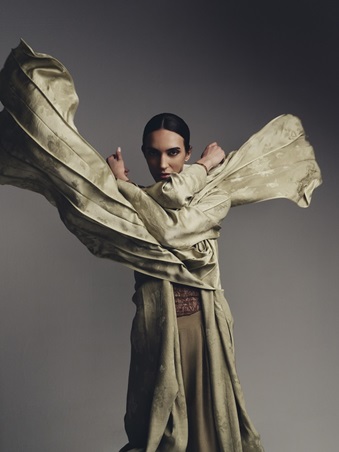 اختاري عبايات العيد بأناقة وعصرية