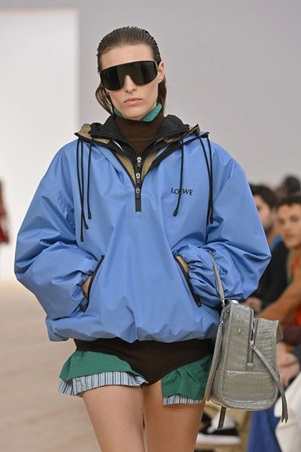 ربيع 2026: صيحات جريئة تسرق الانتباه