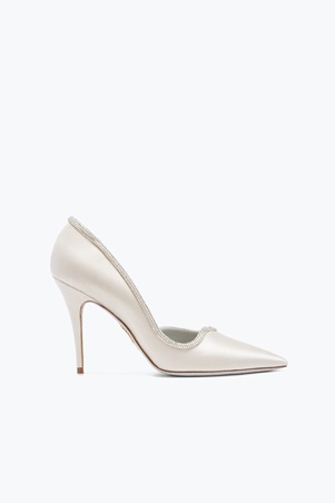 بين الضوء والجرأة… اختاري خطوتكِ لهذا الشتاء