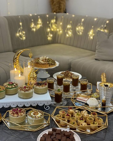 استوحي أفكار لديكورات مائدة رمضان.. لاستقبال فخم لضيوفك