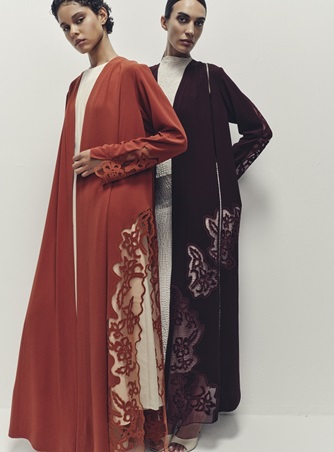 اختاري عبايات العيد بأناقة وعصرية