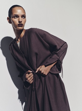 اختاري عبايات العيد بأناقة وعصرية