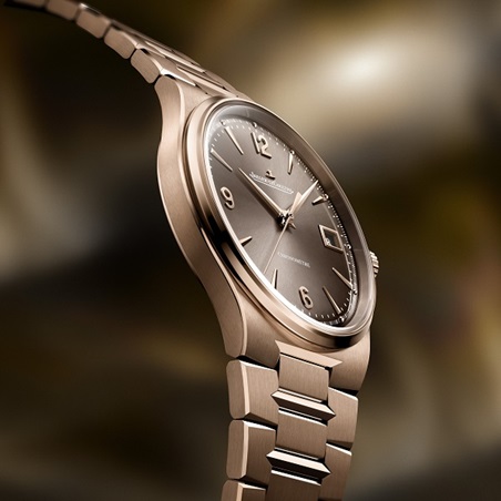 ساعات ومجوهرات بتفاصيل مختلفة… حكاية الأناقة في Watches and Wonders