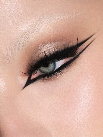 آيسد غلام: صيحة مكياج الـcool girl لعام 2026