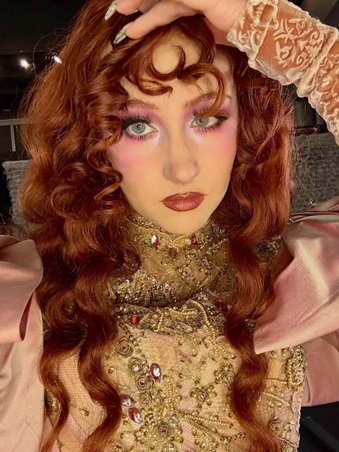 إليكِ أفكار لمكياج ربيعي أنيق وساحر