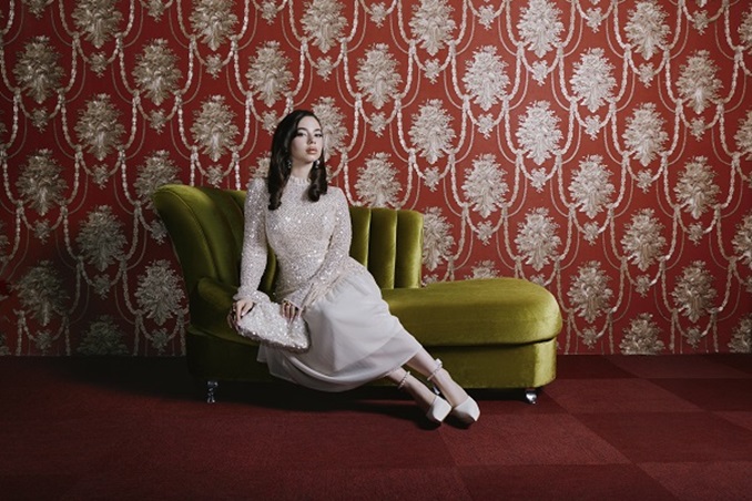 إيقاع العيد في أربع إطلالات تشبه يومكِ