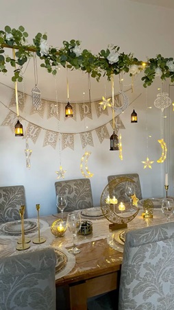 استوحي أفكار لديكورات مائدة رمضان.. لاستقبال فخم لضيوفك