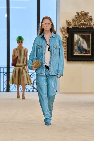 شانيل كروز 2027: عودة خفيفة إلى الجذور