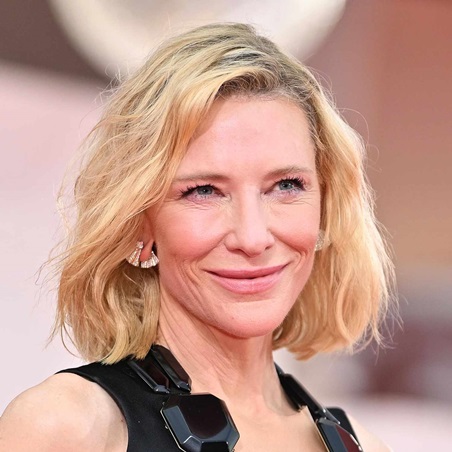 تسريحات متوسطة الطول تزيدك تألقاً وأناقة بعد سن الأربعين