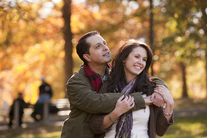 4 نصائح لتعزيز وتعميق علاقتك بزوجك