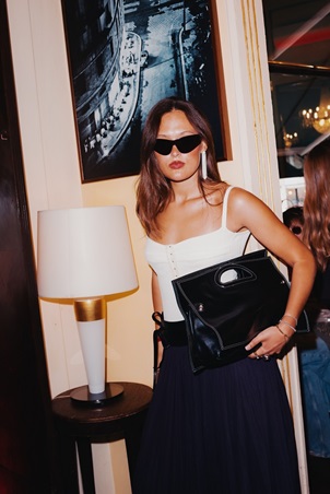 إيقاع باريسي بنظرة عالمية