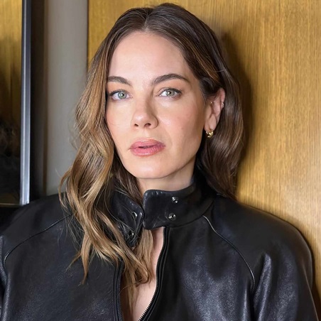 تسريحات متوسطة الطول تزيدك تألقاً وأناقة بعد سن الأربعين