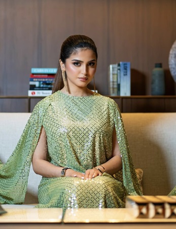 حلا الترك بين الموضة وسوء الحظ