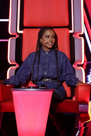 داليا مبارك تخطف مشتركة من جمهور الشامي إلى فريقها