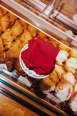 إيقاع باريسي بنظرة عالمية