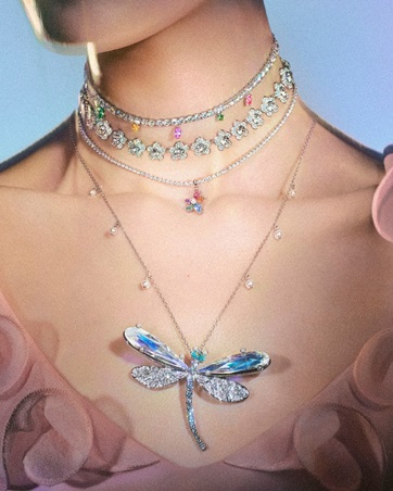 لمسة حالمة من عالم أريانا