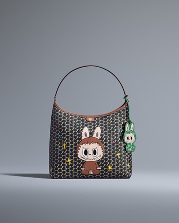 عالم Labubu يصل إلى الحقائب