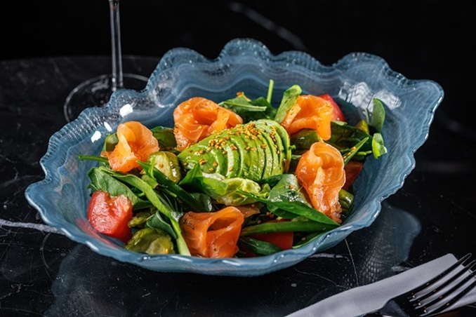 عيدك في دبي… لحظات تُشبهك