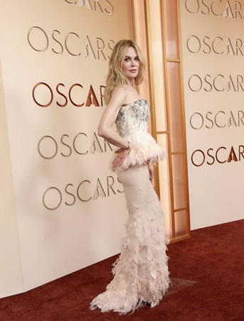 الأوسكار 2026: خمس اتجاهات سيطرت على السجادة الحمراء