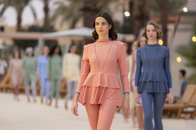 صيفك يبدأ بإطلالة أكثر هدوءاً وثقة