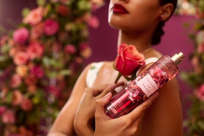 “Covered in Roses”من Bath & Body Works، احتفال ربيعي بالأناقة الزهرية