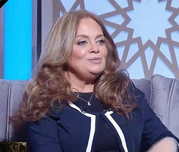 عفاف رشاد تكشف سبب خلعها الحجاب