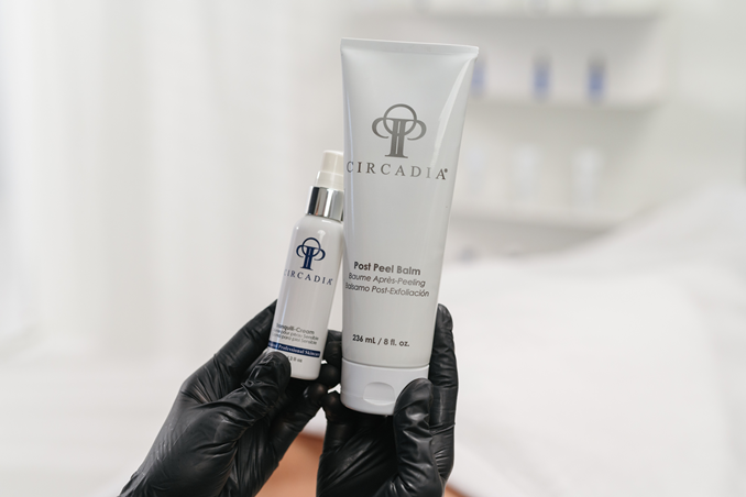 ما هو إرهاق البشرة وكيف تتم معالجته؟ خبراء سيركاديا يشاركونك أهم النصائح