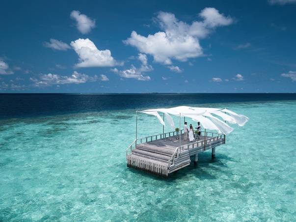 استمتعي بملاذ رومانسي لا يُنسى في باروس المالديف