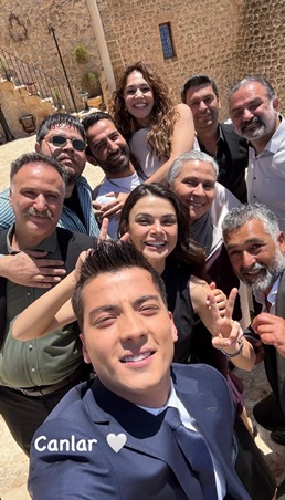 سينام أونسال تغيّر منزلها والجمهور ينتظر مفاجآت المدينة البعيدة