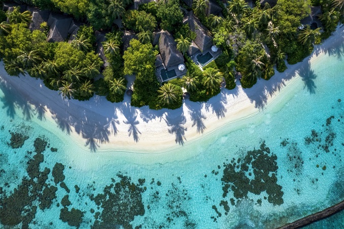 استمتعي بملاذ رومانسي لا يُنسى في باروس المالديف
