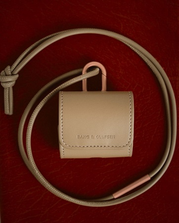 لون عسلي… وصوت أقرب مما تتخيلين