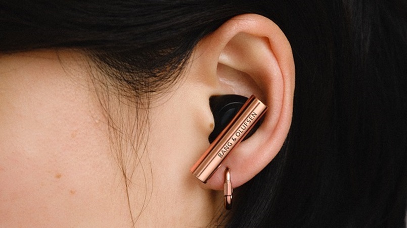 لون عسلي… وصوت أقرب مما تتخيلين