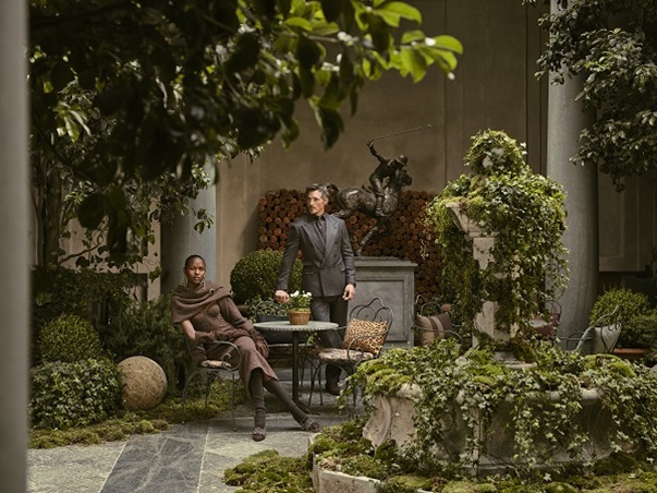 على إيقاع البحر… أناقة تتحرك داخل ميلانو