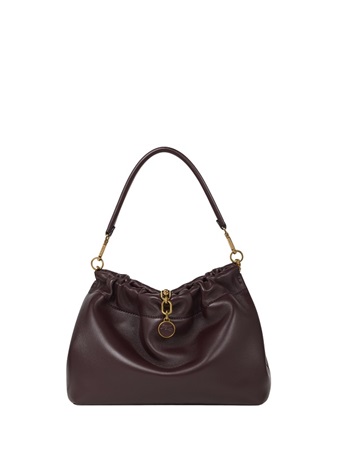 حقيبة تعيد تعريف الأناقة بهدوء