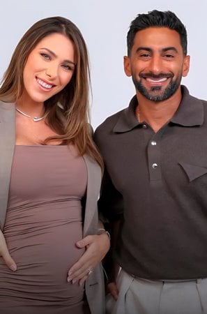 آثار حمل دانييلا رحمة تظهر في لقائها مع أنس بوخش