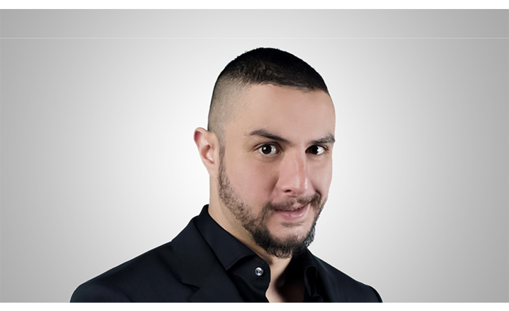 أحمد الفيشاوي يكشف سبب توبيخه لفريق عمل أشرف عبدالباقي