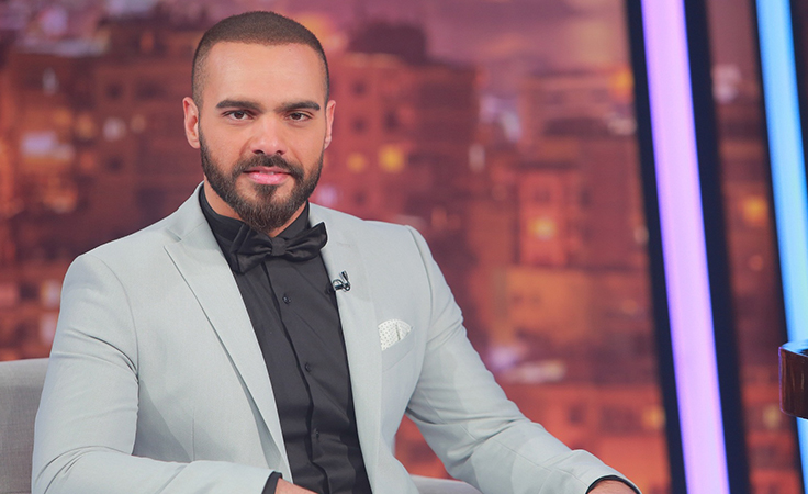 فيديو.. طفلة تبهر جوزيف عطية على المسرح