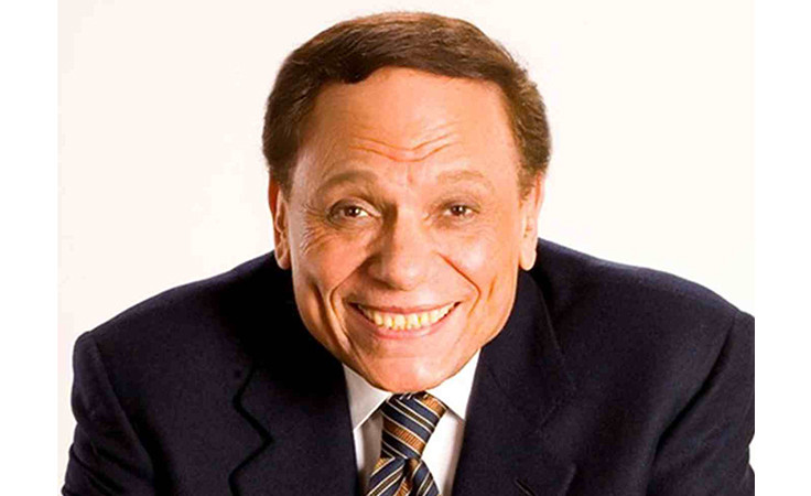 عادل إمام يردّ عبر نواعم على جدل مهرجان قرطاج السينمائي