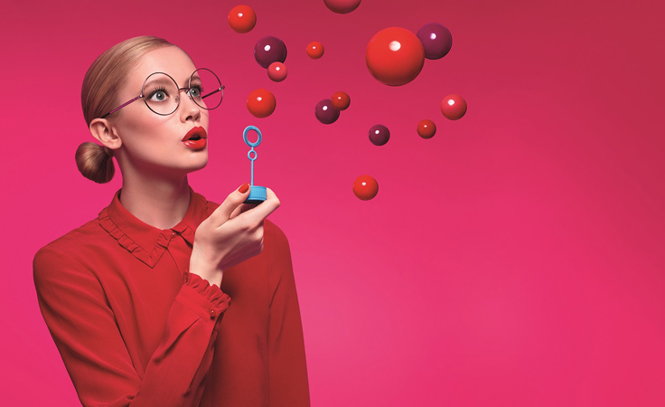 أعدّي شفتيكِ لاستقبال ألوان حمرة Rouge Laque