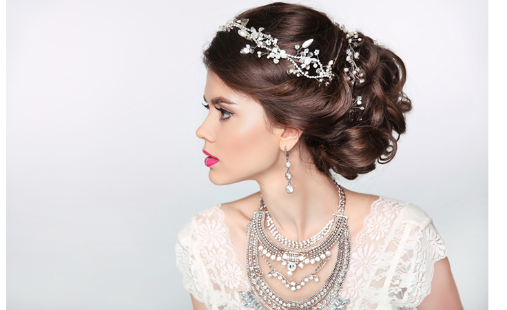 دليلك لاختيار أكسسوارات الزفاف.. ومتى يمكنك الاستغناء عنها؟