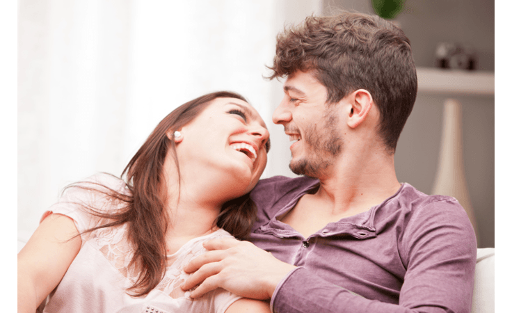 لن تتوقّعي ردّ فعل زوجك عندما تبادرين أنت للعلاقة الحميمة!